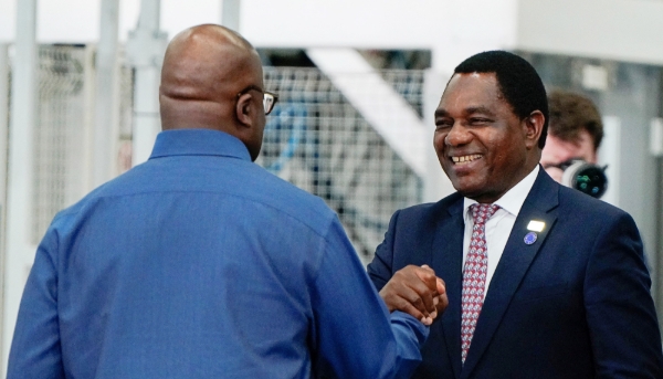 Felix Tshisekedi and Hakainde Hichilema at a meeting near Lobito, Angola, 4 December 2024.