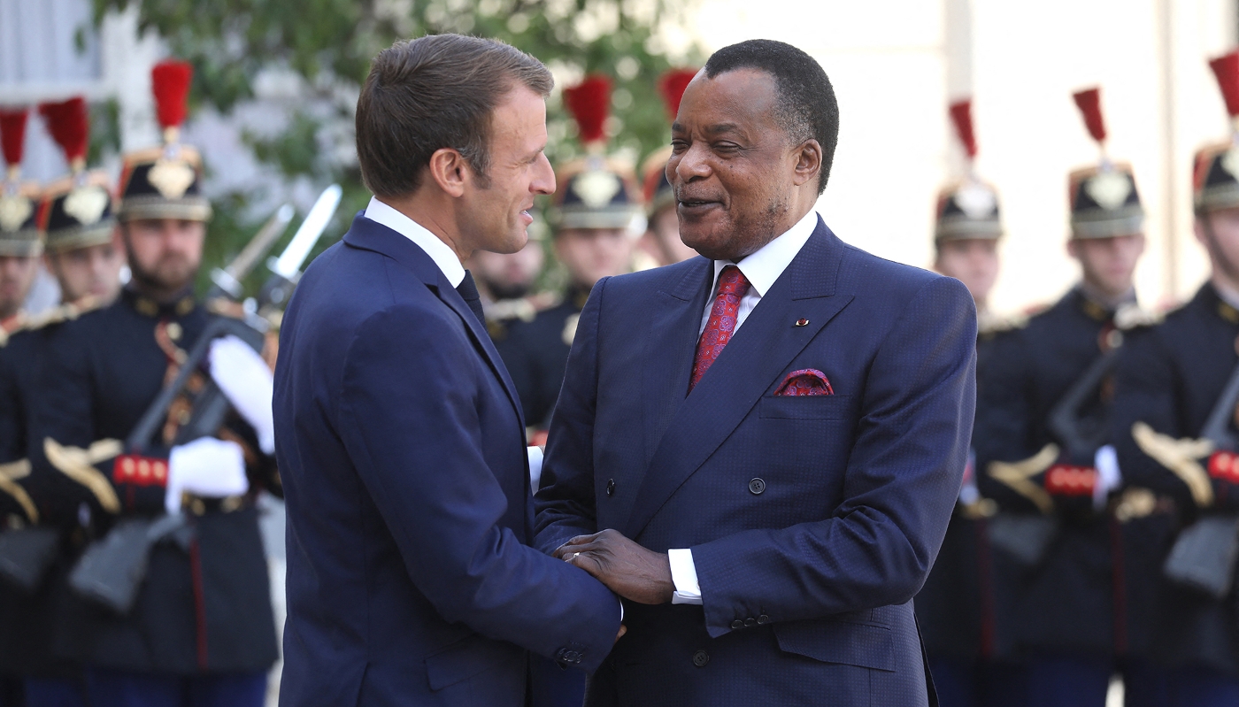 French President Emmanuel Macron (L) and Republic of the Congo's President Denis Sassou-Nguesso at the Élysée Palace, Paris, France, 3 September 2019.