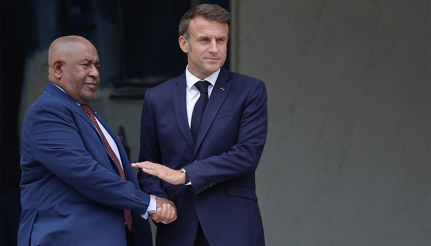 President of the Comoros Azali Assoumani and his French counterpart Emmanuel Macron in Paris, in July 2024.