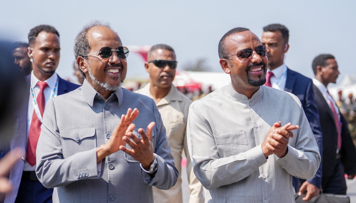 Hassan Sheikh Mohamud and Abiy Ahmed at the Mogadishu International Airport, 27 February 2025.