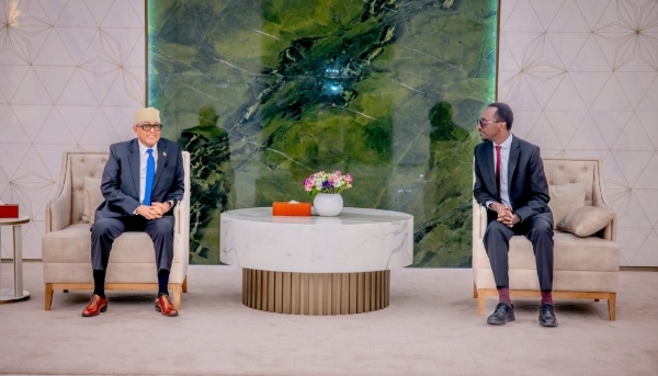 The President of the Republic of Somaliland, Abdirahman Mohamed Abdullahi (left), with Gedion Timothewos, Ethiopian Minister of Foreign Affairs, in Addis Ababa, on 14 October 2025.