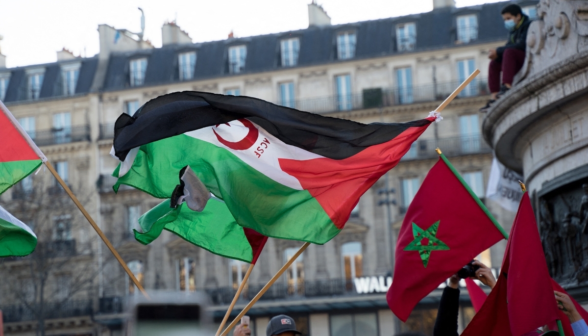 Sahrawi Arab Democratic Republic and Moroccan flags, raised in Paris on 28 November 2020.