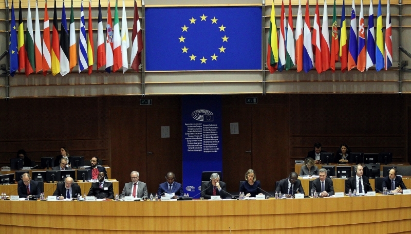 President of the Central African Republic Faustin-Archange Touadera (5th from the left), in Brussels, on 22 November, 2017.