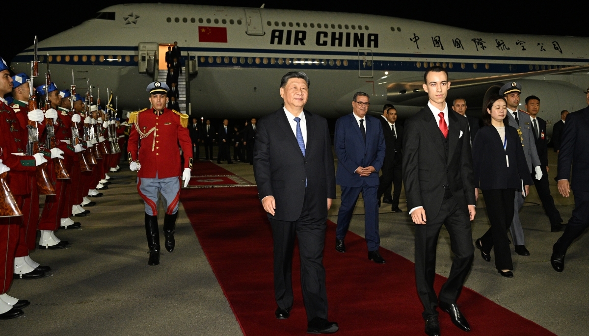 Chinese President Xi Jinping received in Casablanca, Morocco by Prince Moulay Hassan and Prime Minister Aziz Akhannouch, 21 November 2024.