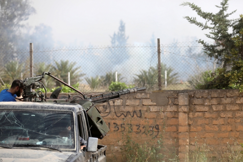 Sadat and Security Side are carrying out a training mission among the government's forces.