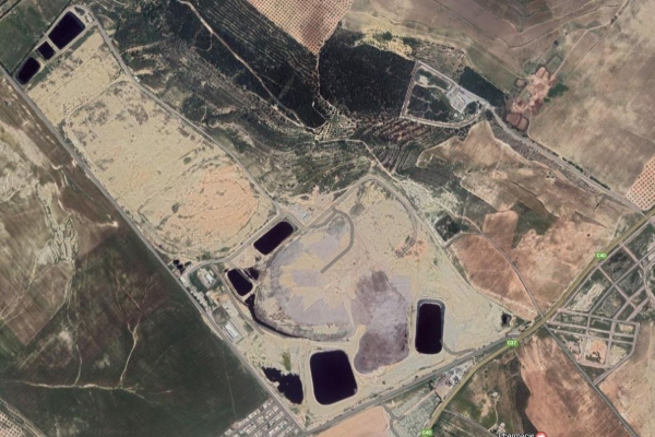 Aerial view of the Borj Chakir landfill, whose basins cause leachate runoff.