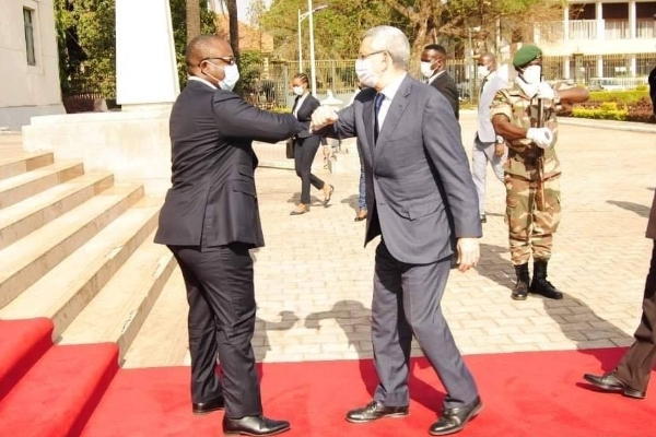 Bissau-Guinean President Umaro Sissoco Embaló and his Cape Verdean counterpart Jorge Carlos Fonseca, 19 January 2021.