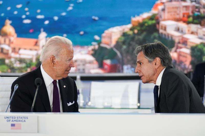 US President Joe Biden (left) and Secretary of State Antony Blinken.