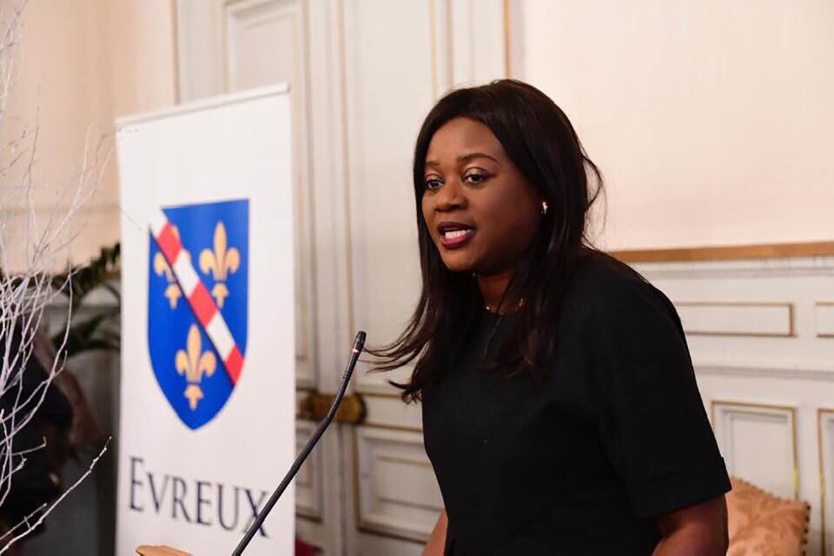 PR consultant Coumba Dioukhané.